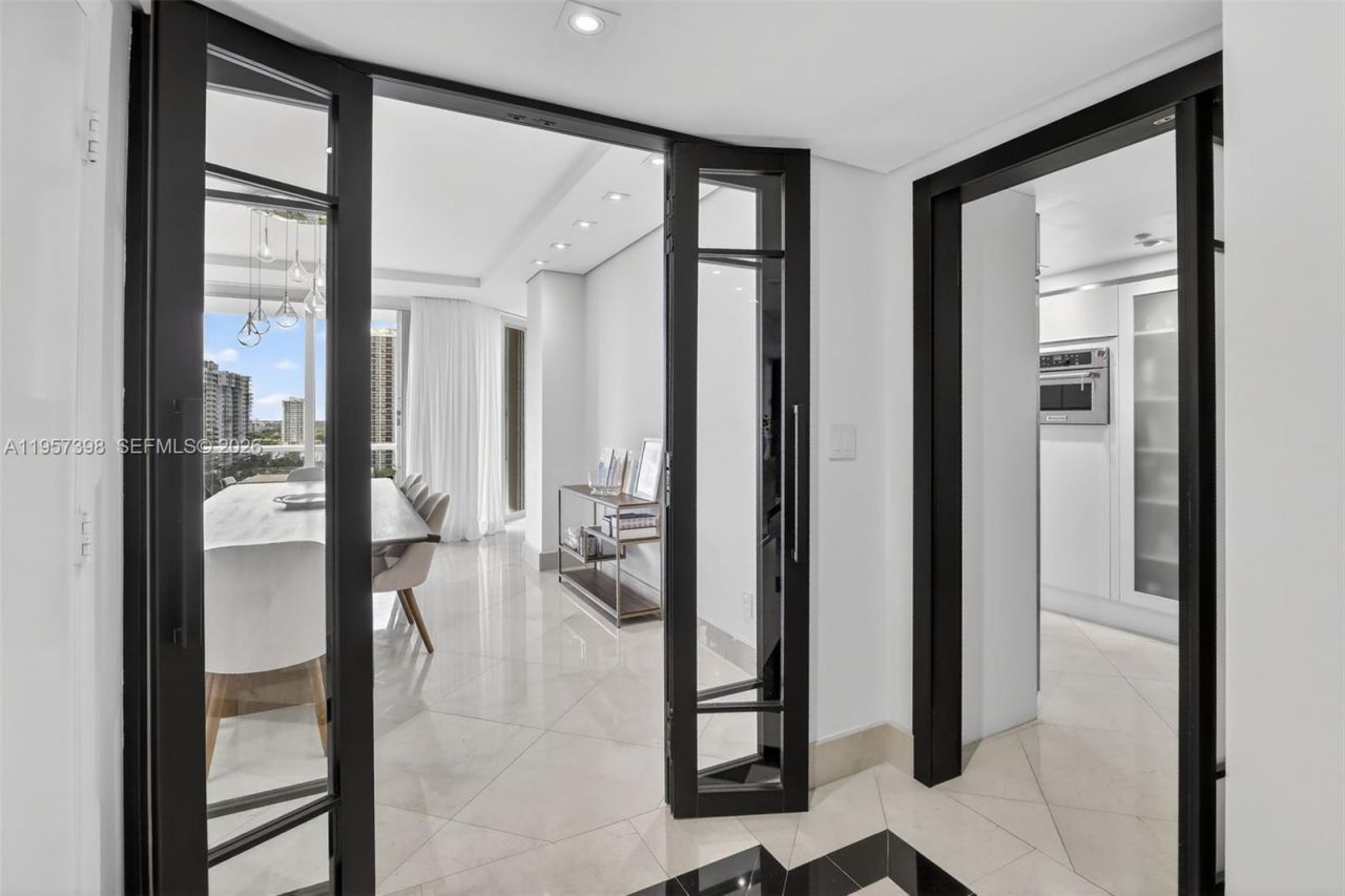 7000 Island Blvd, Unit 1109, Aventura, FL 33160 Photo