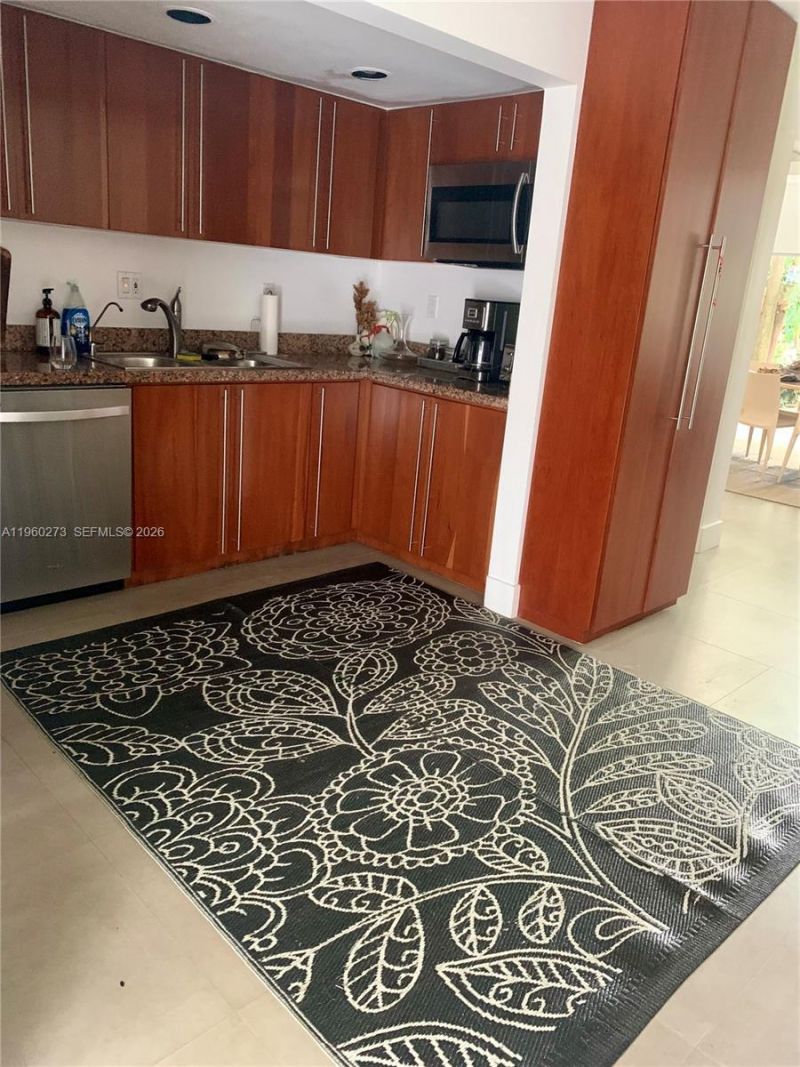 2485 Inagua Ave , Miami, FL 33133 Photo