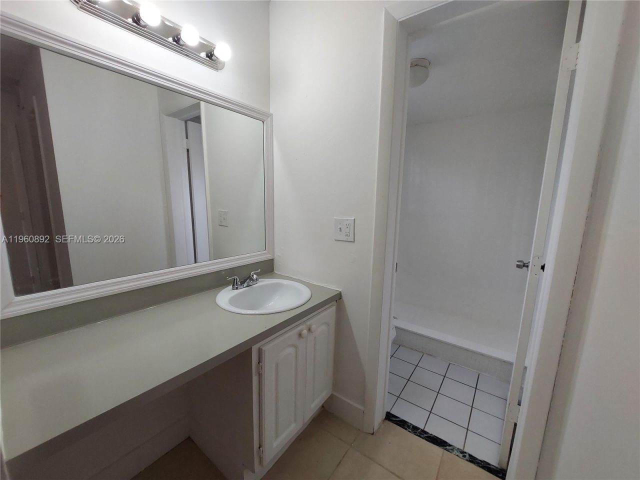 4433 Treehouse Ln, Unit A, Tamarac, FL 33319 Photo