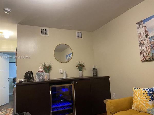 1560 Pennsylvania ave, Unit 217, Miami Beach, FL 33139