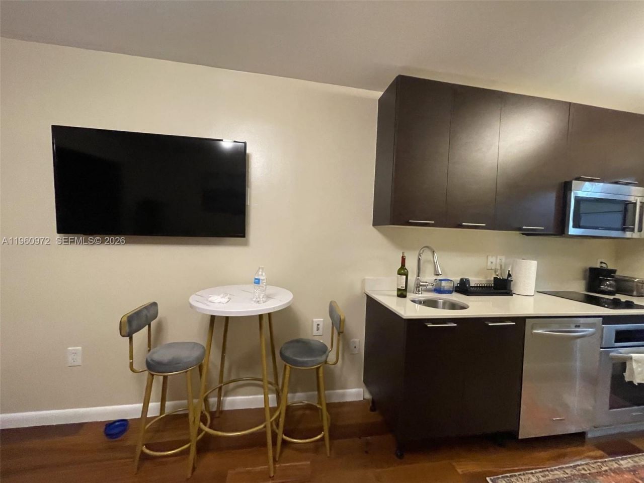 1560 Pennsylvania Ave, Unit 217, Miami Beach, FL 33139 Photo