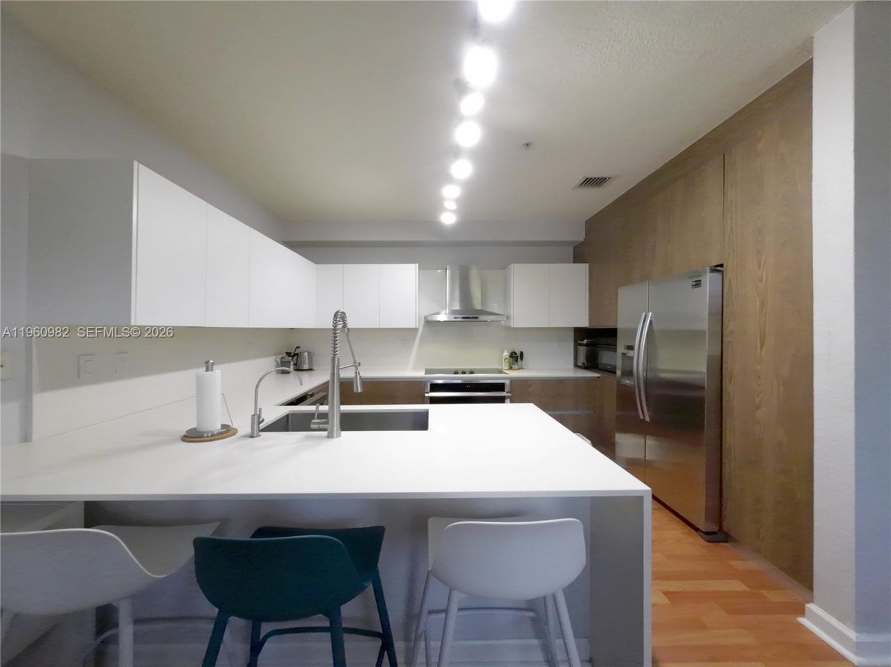 130 Jacaranda Country Club Dr, Unit 203, Plantation, FL 33324 Photo