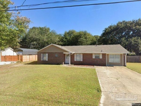 4252 Castille Ave, Milton, FL 32571