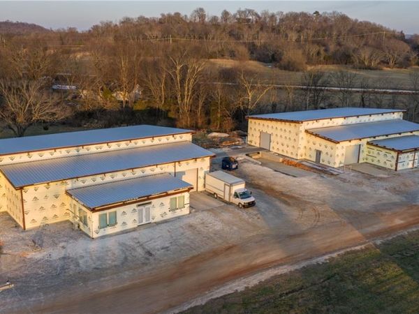 10508 N 265 Highway , Fayetteville, AR 72704