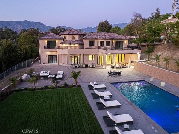 10521 Mary Bell Avenue, Shadow Hills, CA 91040