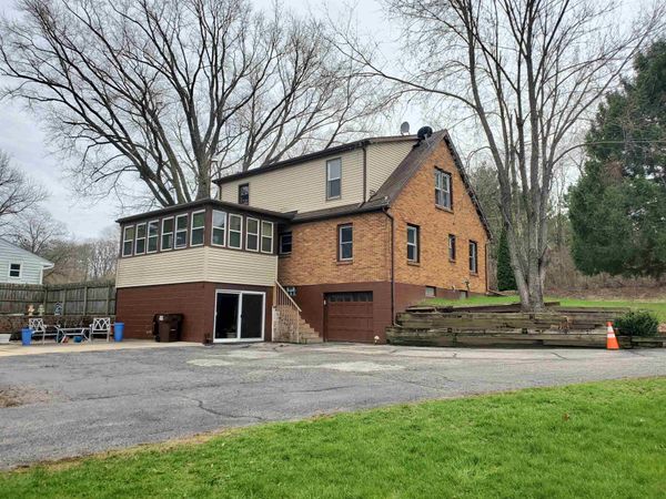 6858 Safford Road, ROCKFORD, IL 61101