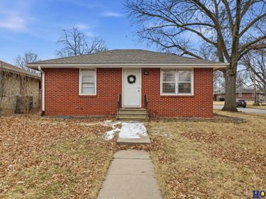 5701 Gladstone Street, Lincoln, NE 68507