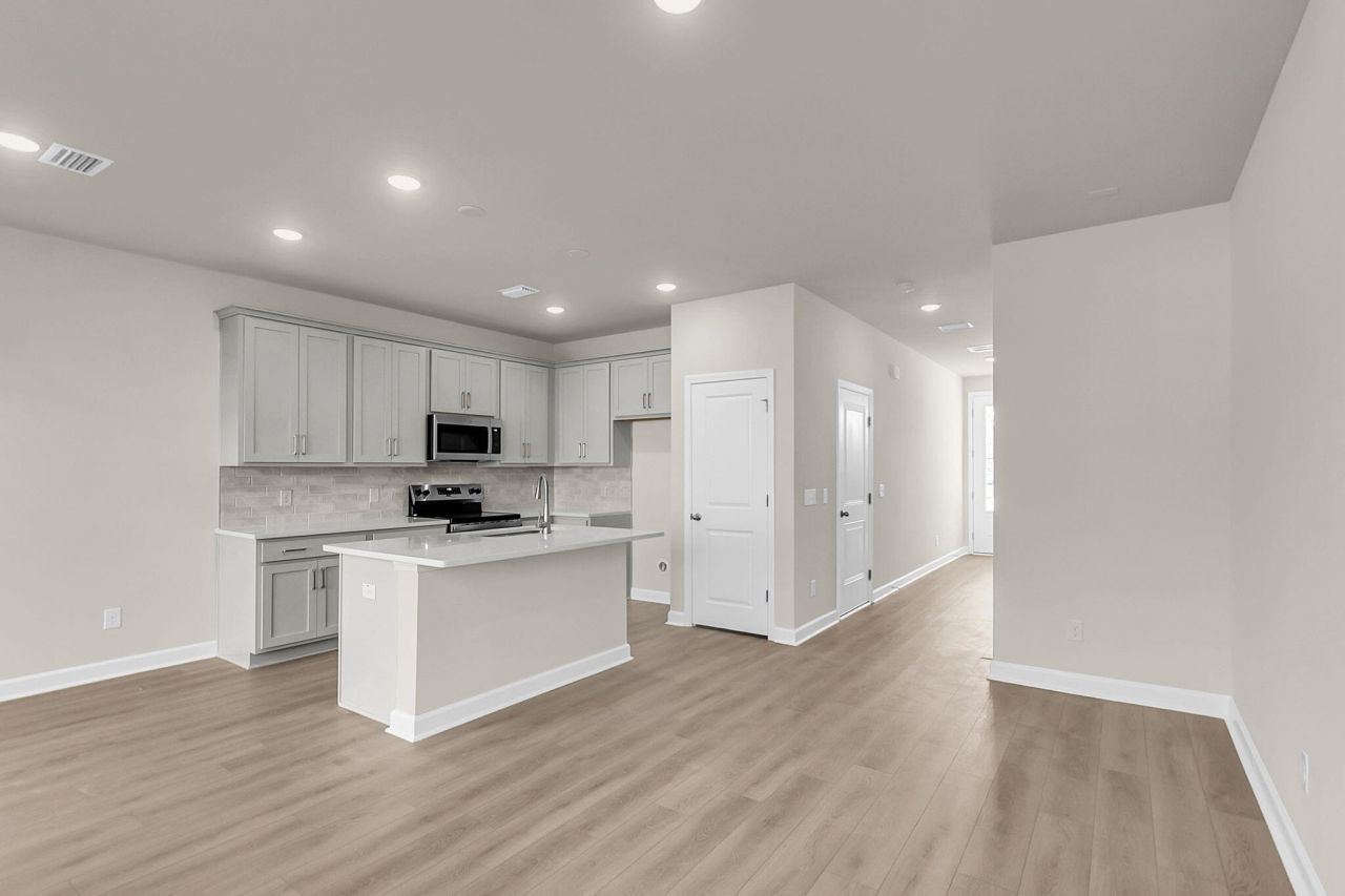 103 Berry Shoals Drive Photo 13