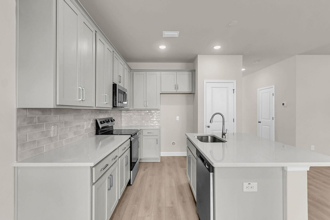 103 Berry Shoals Drive Photo 16