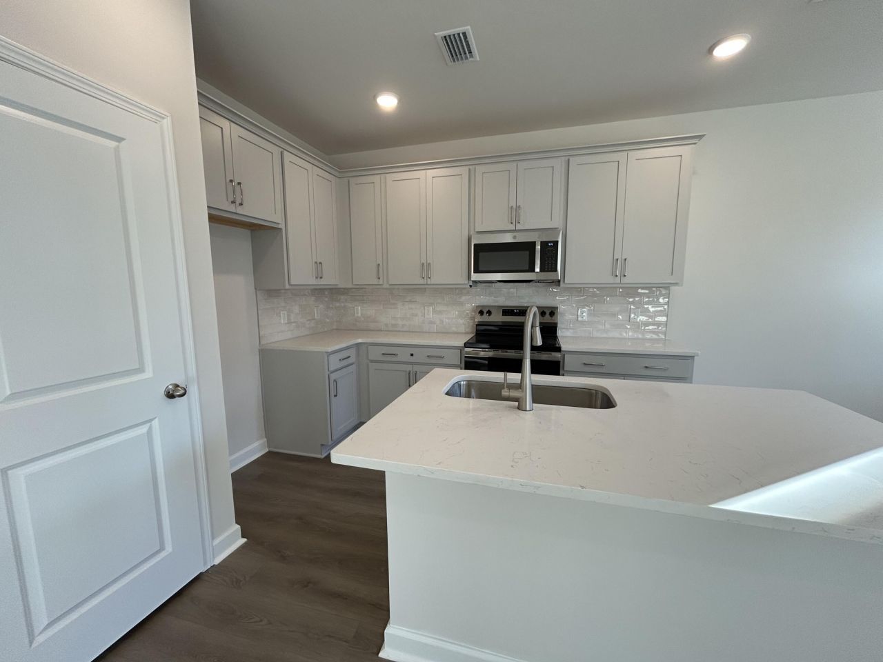 103 Berry Shoals Drive Photo 6