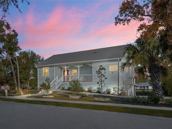 6131 CENTRAL AVENUE, NEW PORT RICHEY, FL 34653
