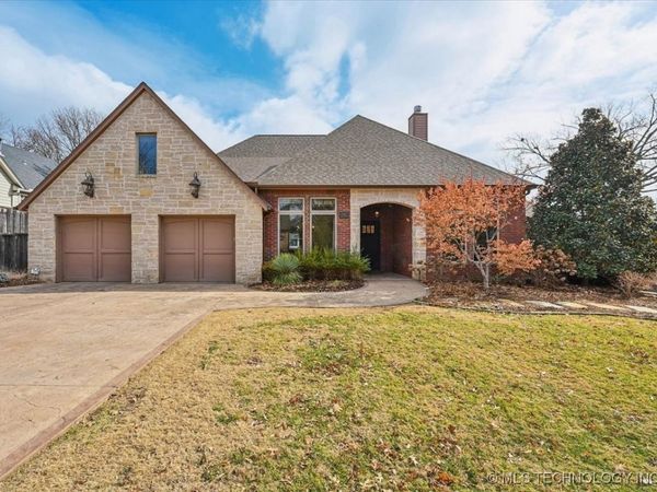 3833 S Victor Avenue, Tulsa, OK 74105