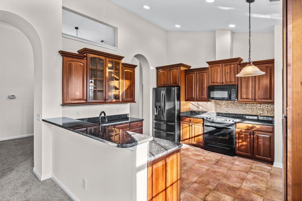 147 Sugar Loaf Ln. Photo 10