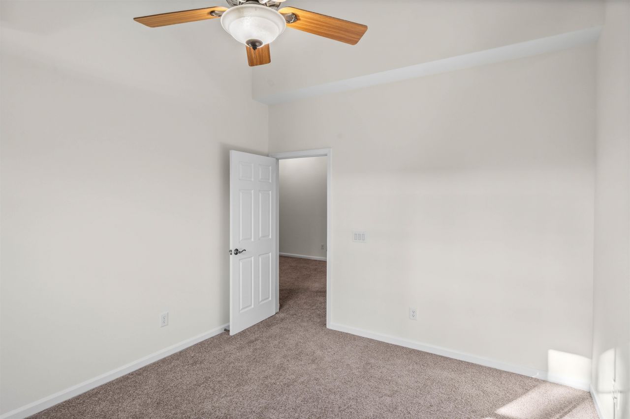 147 Sugar Loaf Ln. Photo 23