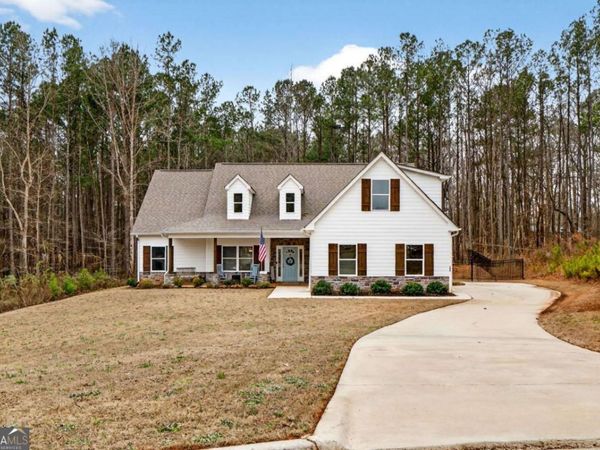 155 W Pennick Drive, Covington, GA 30014