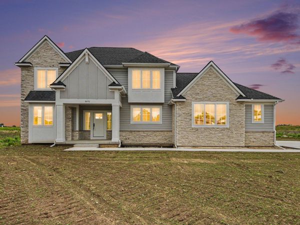 8670 Bosque Drive SE, Caledonia, MI 49316
