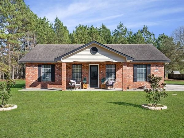11082 MARTIN Lane, Tickfaw, LA 70466