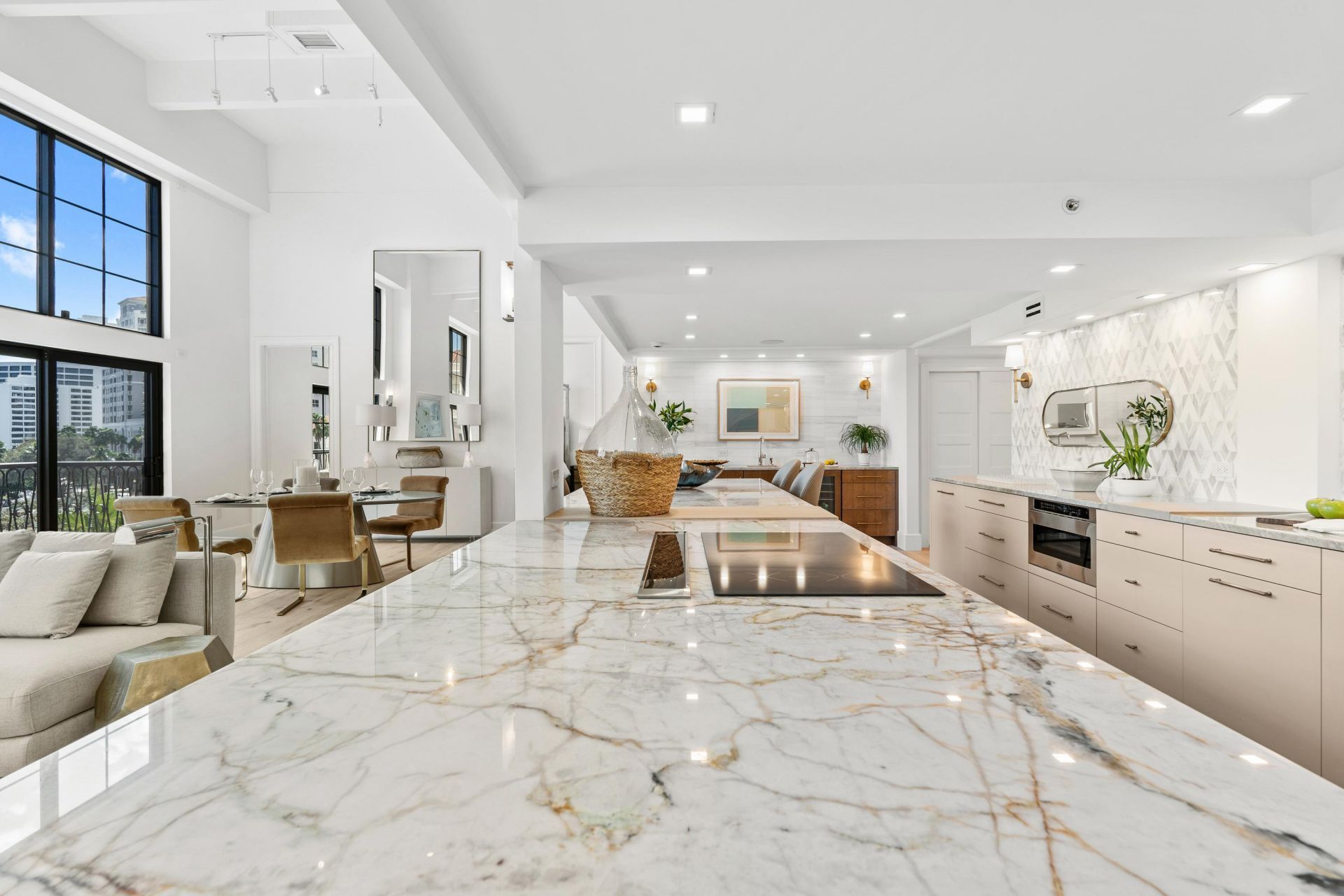 101 N Clematis Street, Unit 412, West Palm Beach, FL 33401 Photo