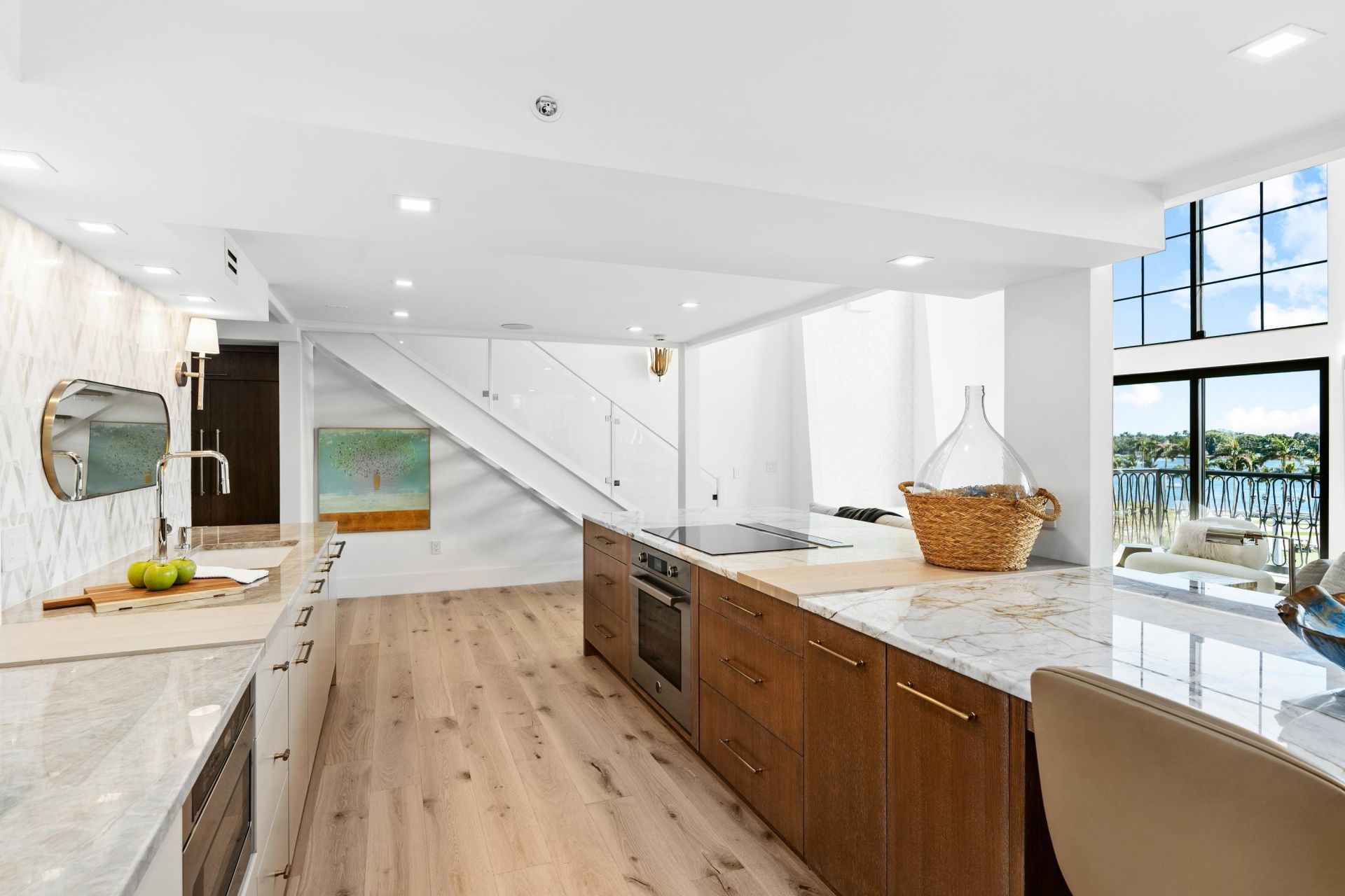 101 N Clematis Street, Unit 412, West Palm Beach, FL 33401 Photo