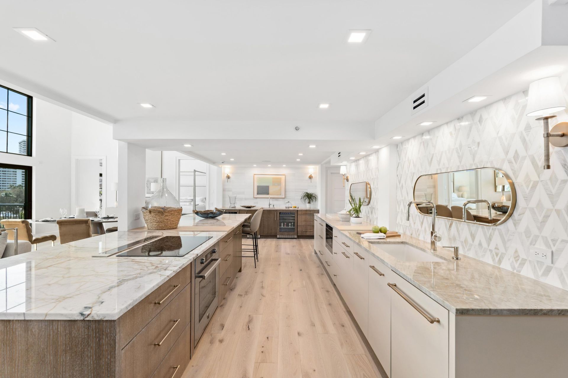 101 N Clematis Street, Unit 412, West Palm Beach, FL 33401 Photo