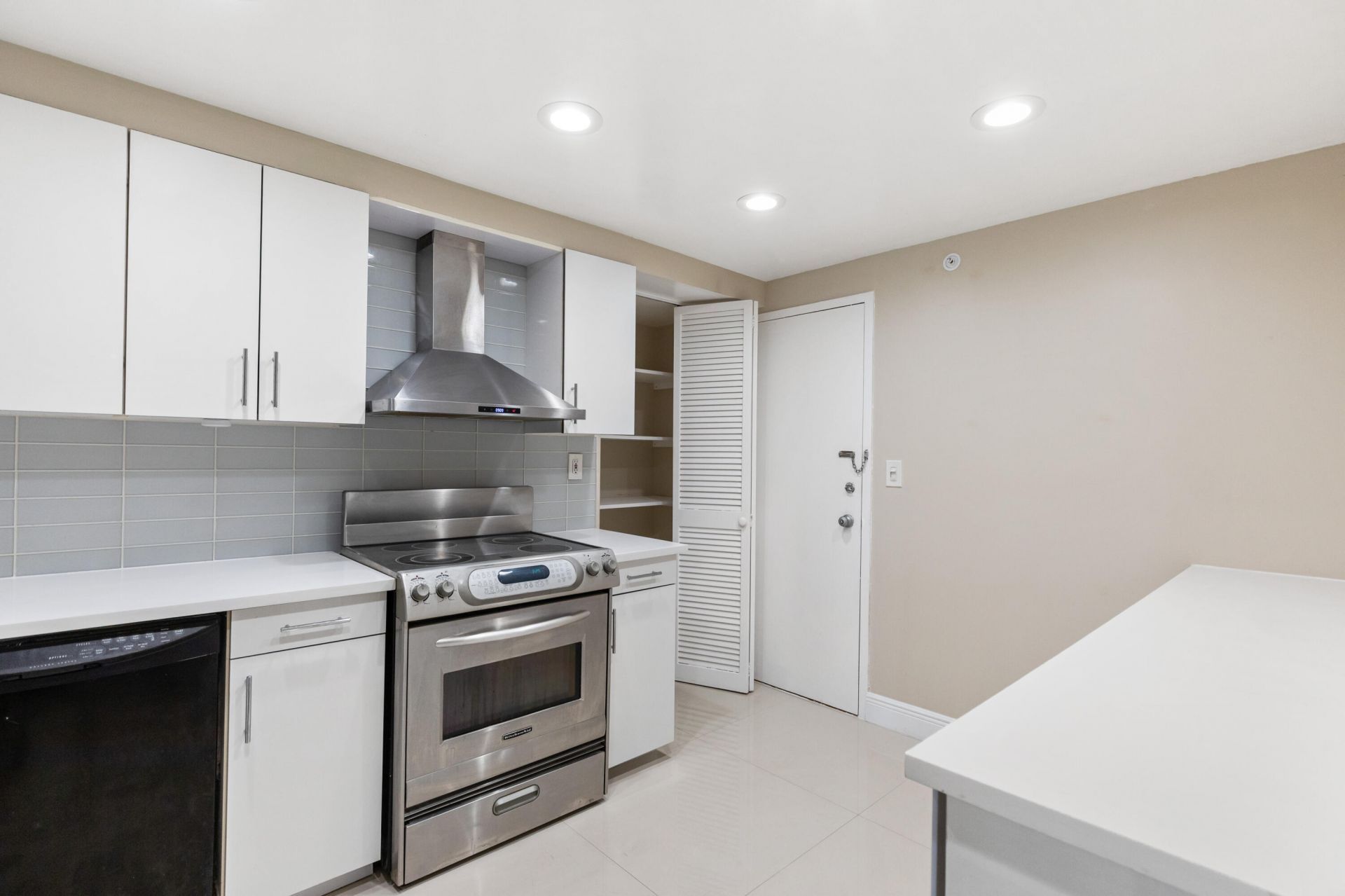 405 N Ocean Boulevard, Unit 1123, Pompano Beach, FL 33062 Photo