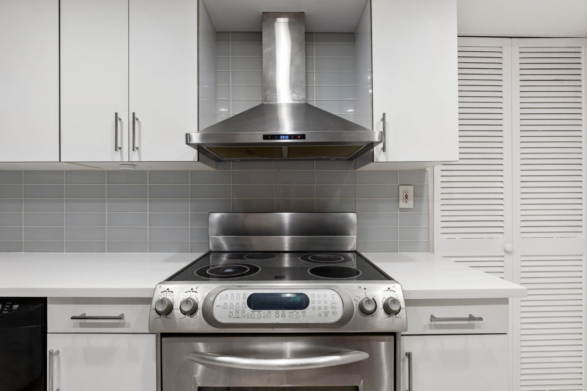 405 N Ocean Boulevard, Unit 1123, Pompano Beach, FL 33062 Photo