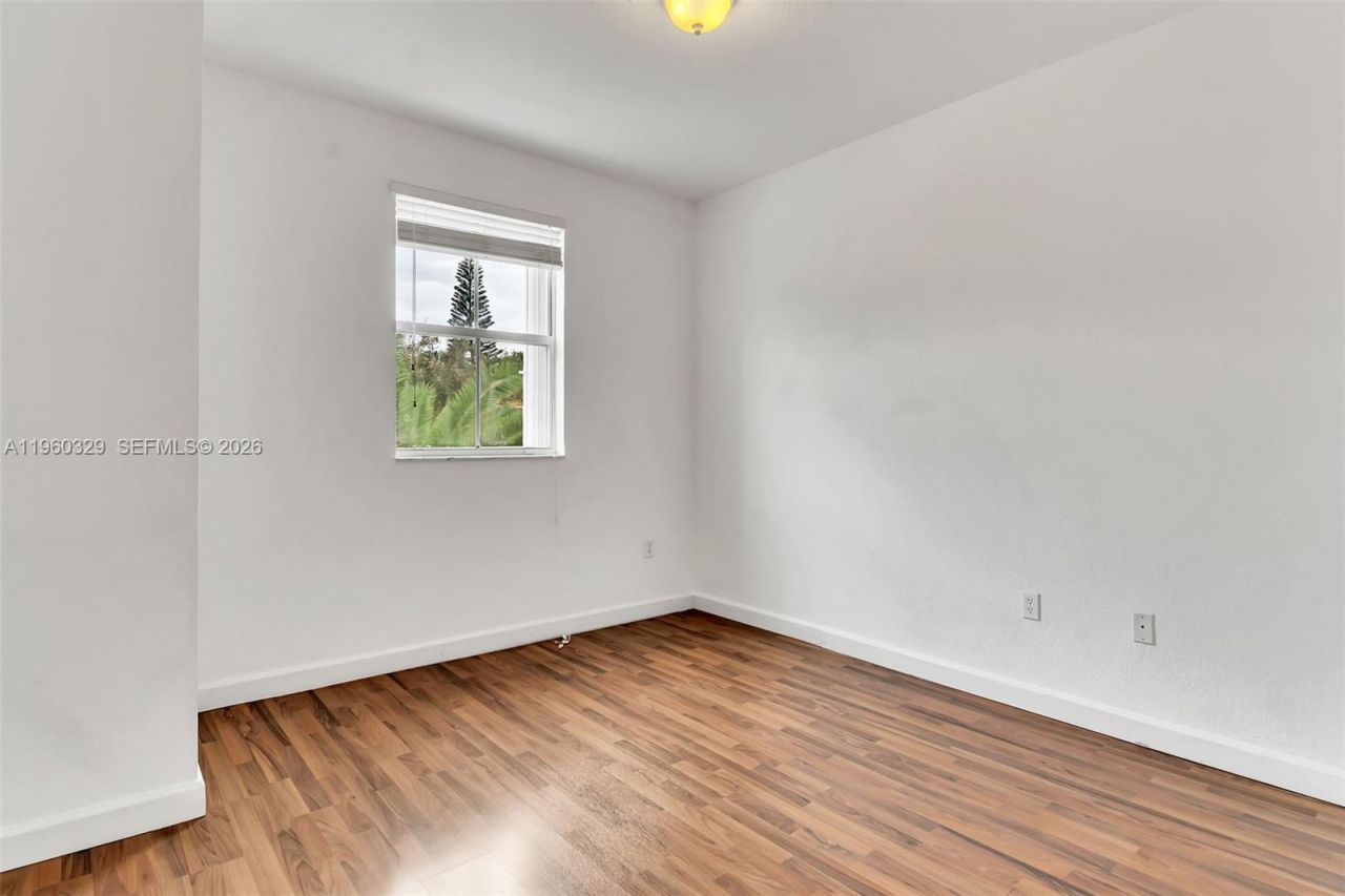 11321 NW 84th St , Doral, FL 33178 Photo