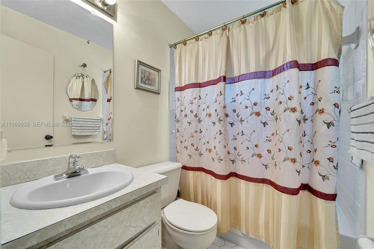 6141 Funston St, Hollywood, FL 33023 Photo