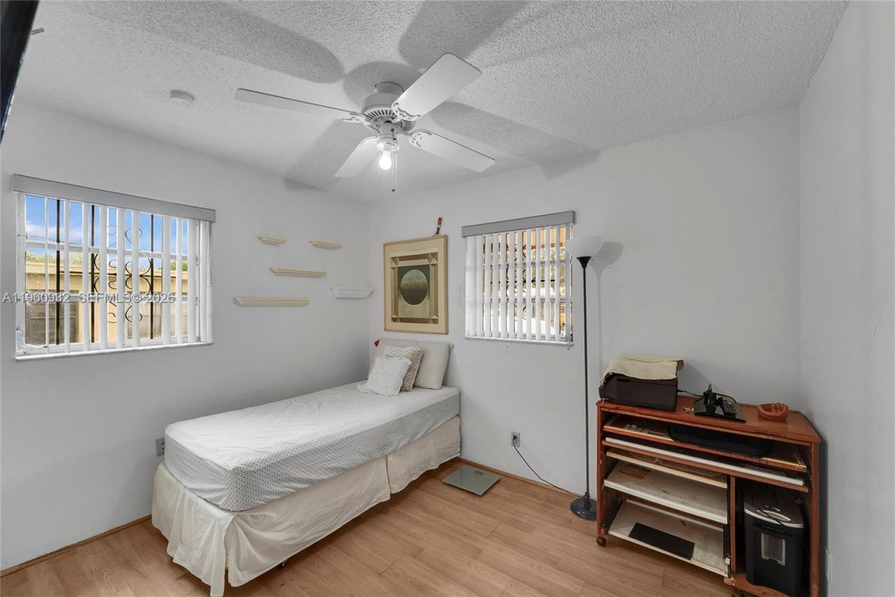 6141 Funston St, Hollywood, FL 33023 Photo