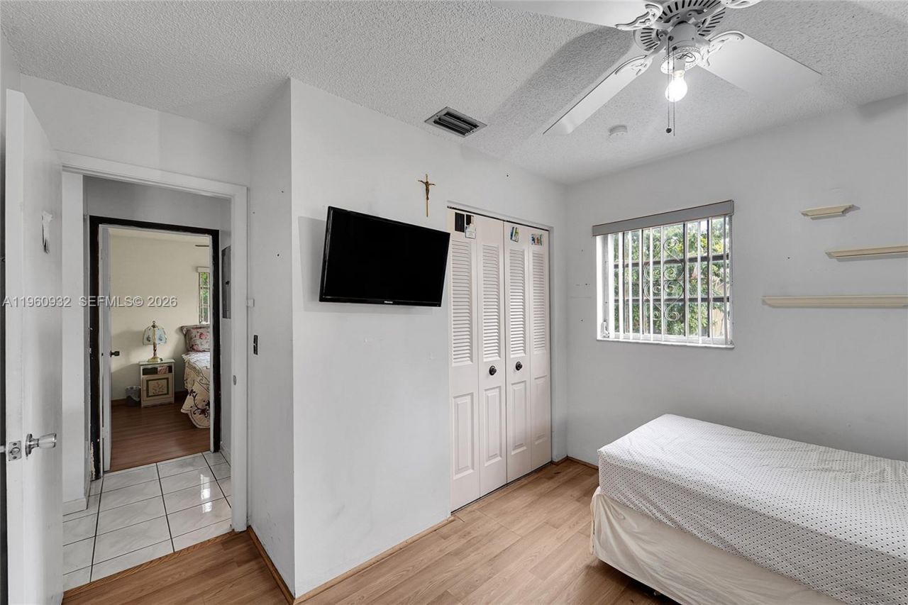 6141 Funston St, Hollywood, FL 33023 Photo