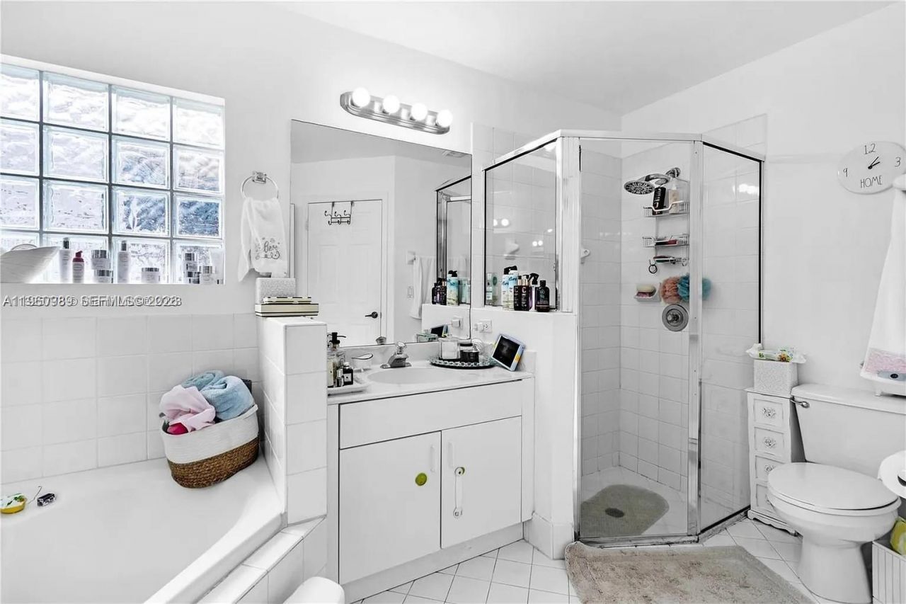 11276 NW 58th Ter, Doral, FL 33178 Photo