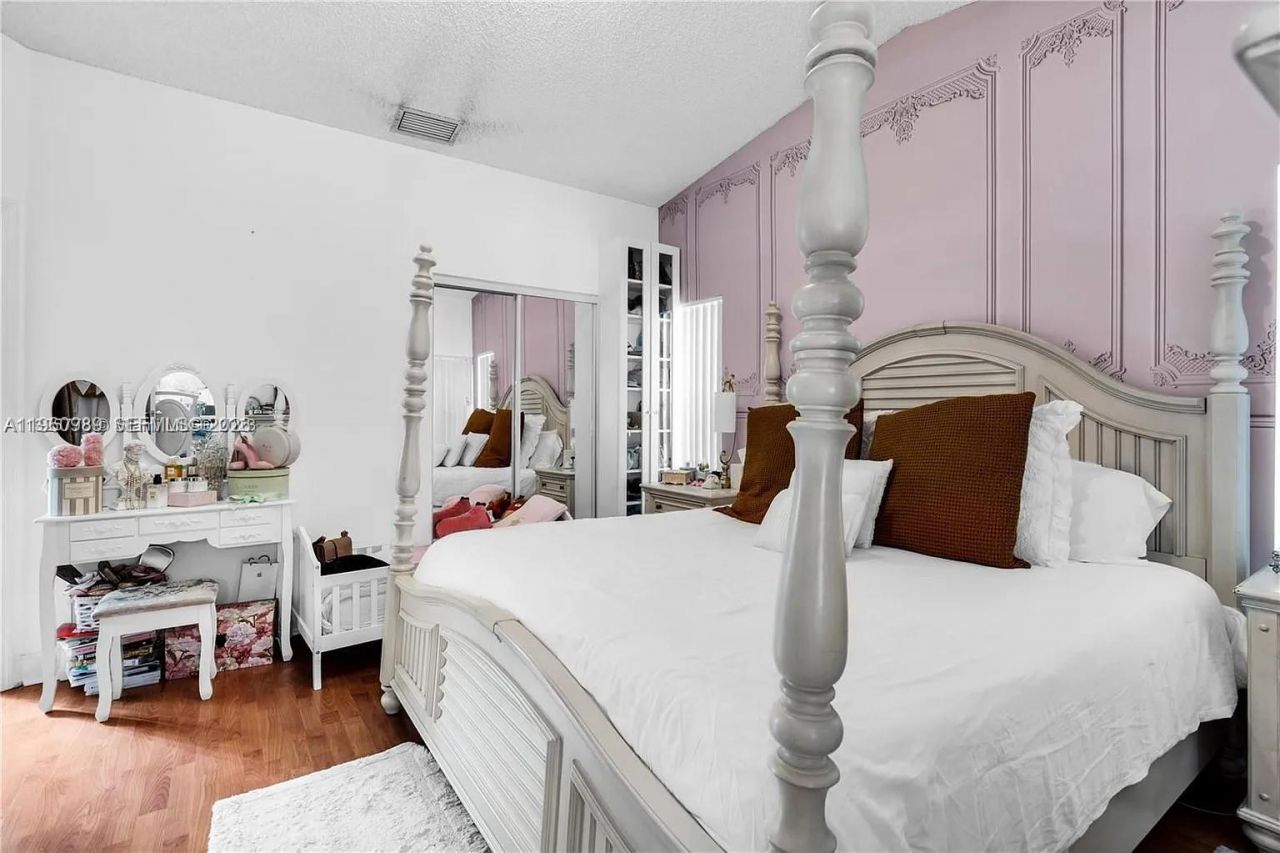 11276 NW 58th Ter, Doral, FL 33178 Photo