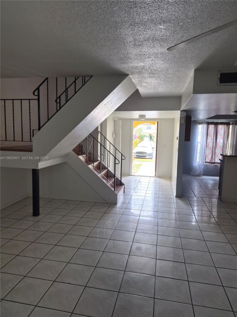 2747 NW 47th Ln, Unit 3006, Lauderdale Lakes, FL 33313 Photo