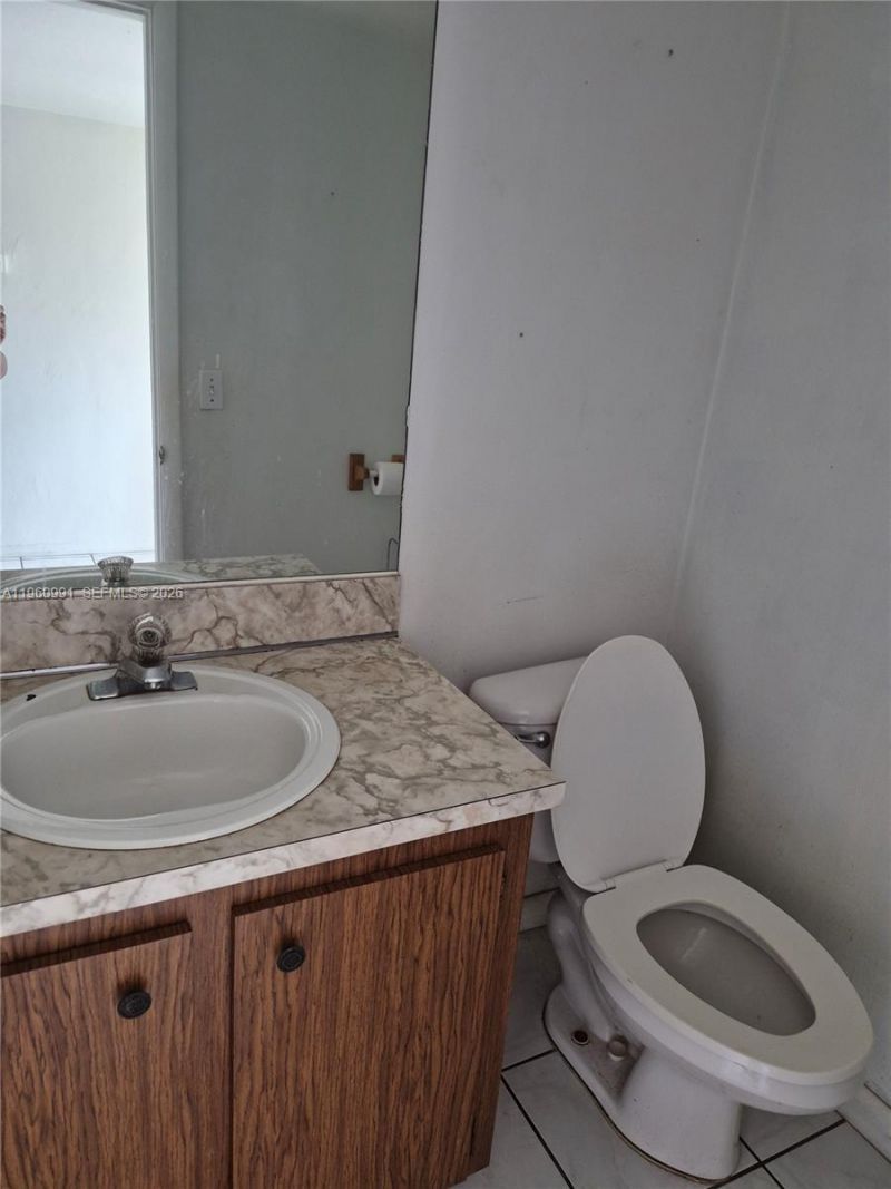 2747 NW 47th Ln, Unit 3006, Lauderdale Lakes, FL 33313 Photo