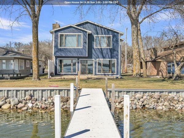 2209 Lakeshore Drive, Wahpeton, IA 51351