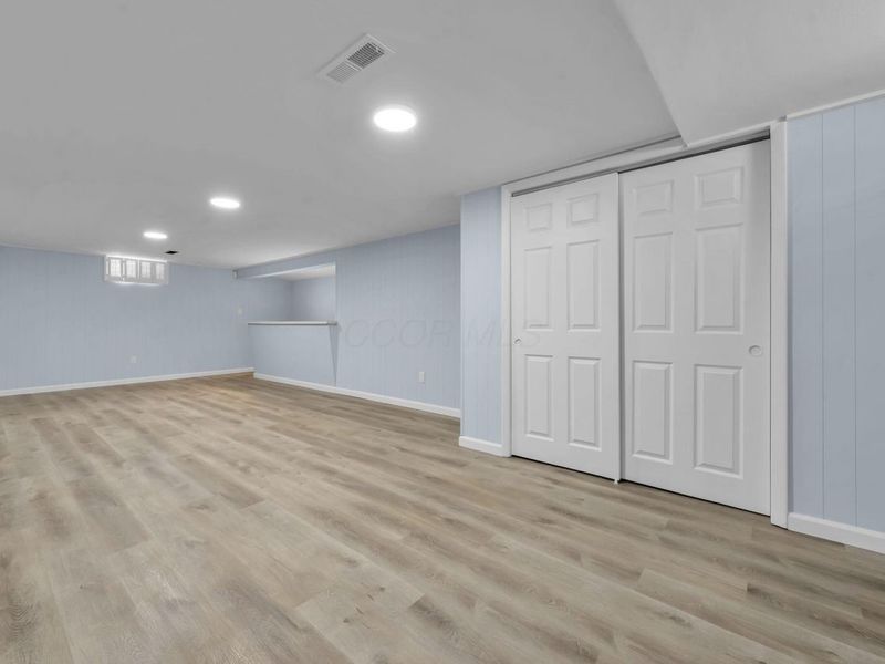3866 Eakin Road, Columbus, OH 43228 Photo 22