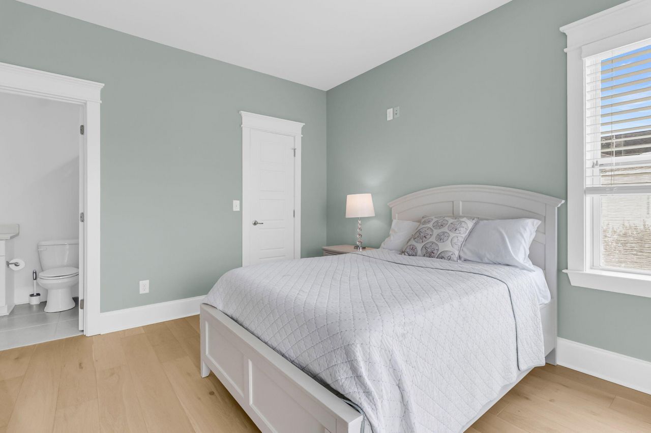 2648 Augustus Street Photo 40