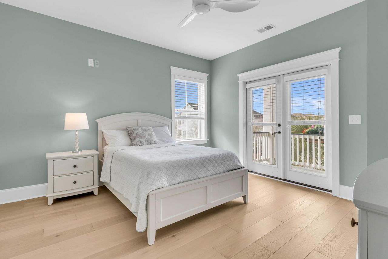 2648 Augustus Street Photo 41