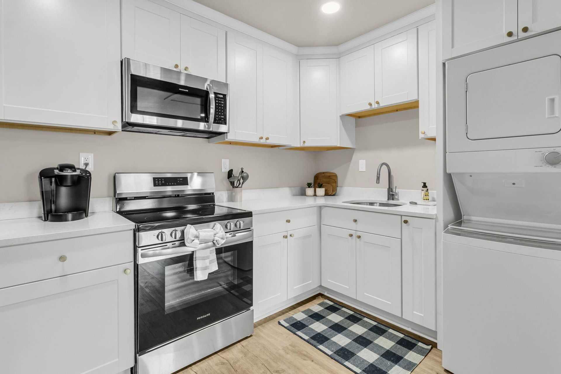 2648 Augustus Street Photo 47