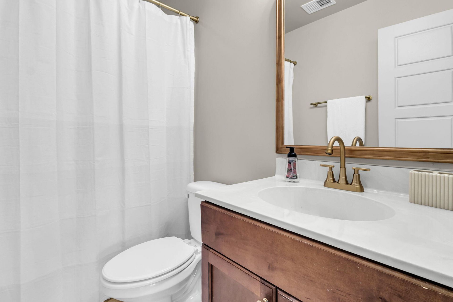 2648 Augustus Street Photo 48