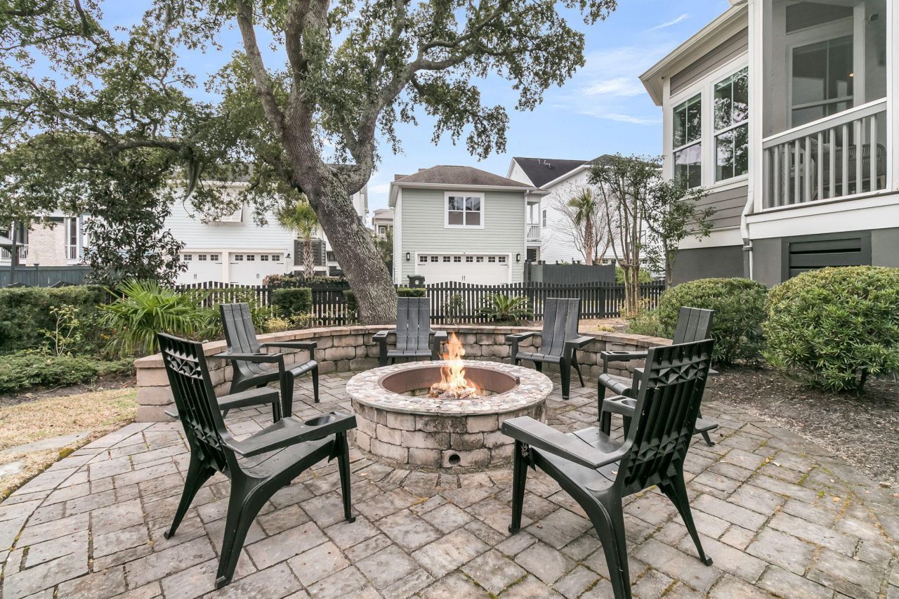 2648 Augustus Street Photo 51