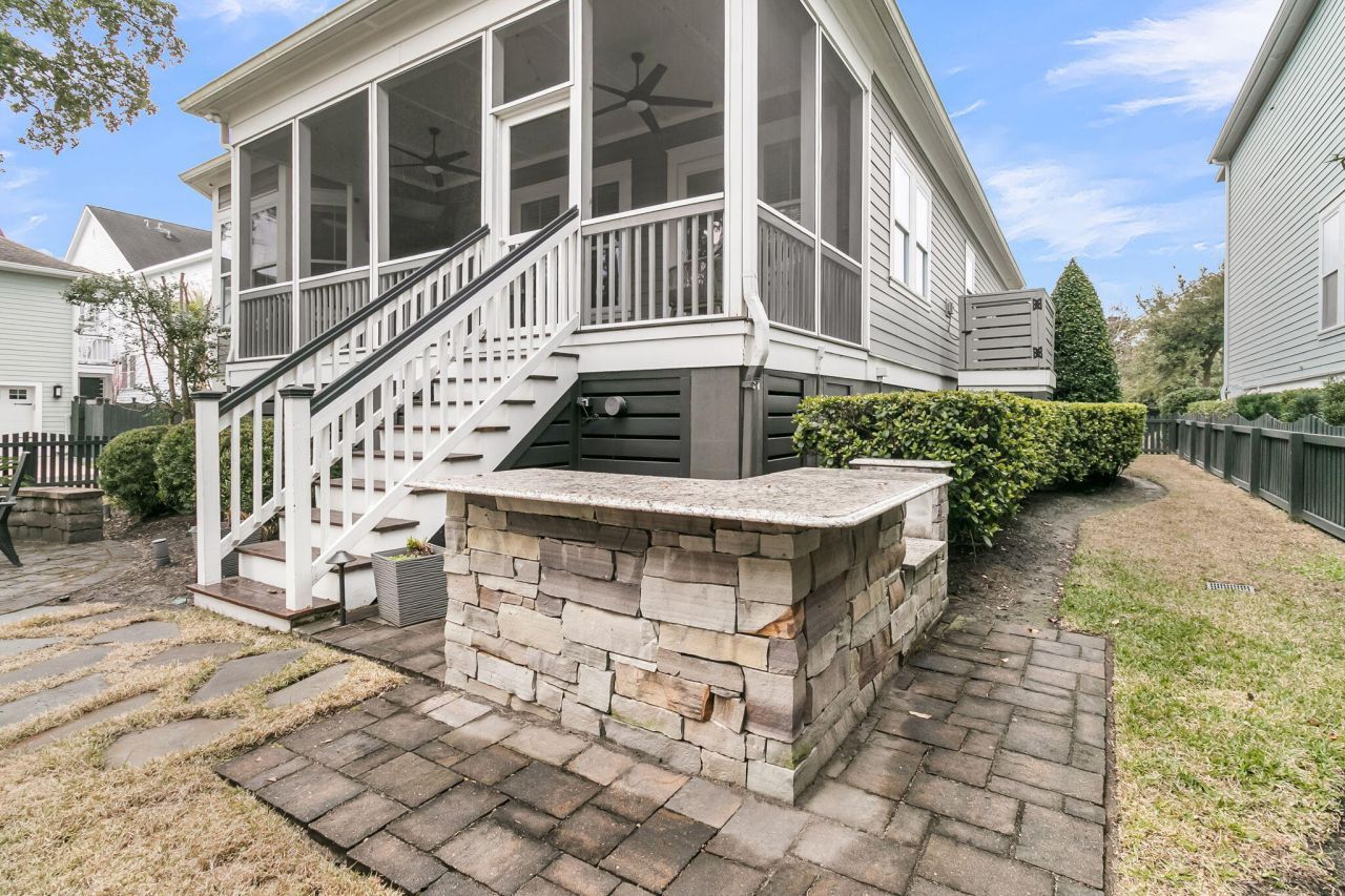 2648 Augustus Street Photo 52