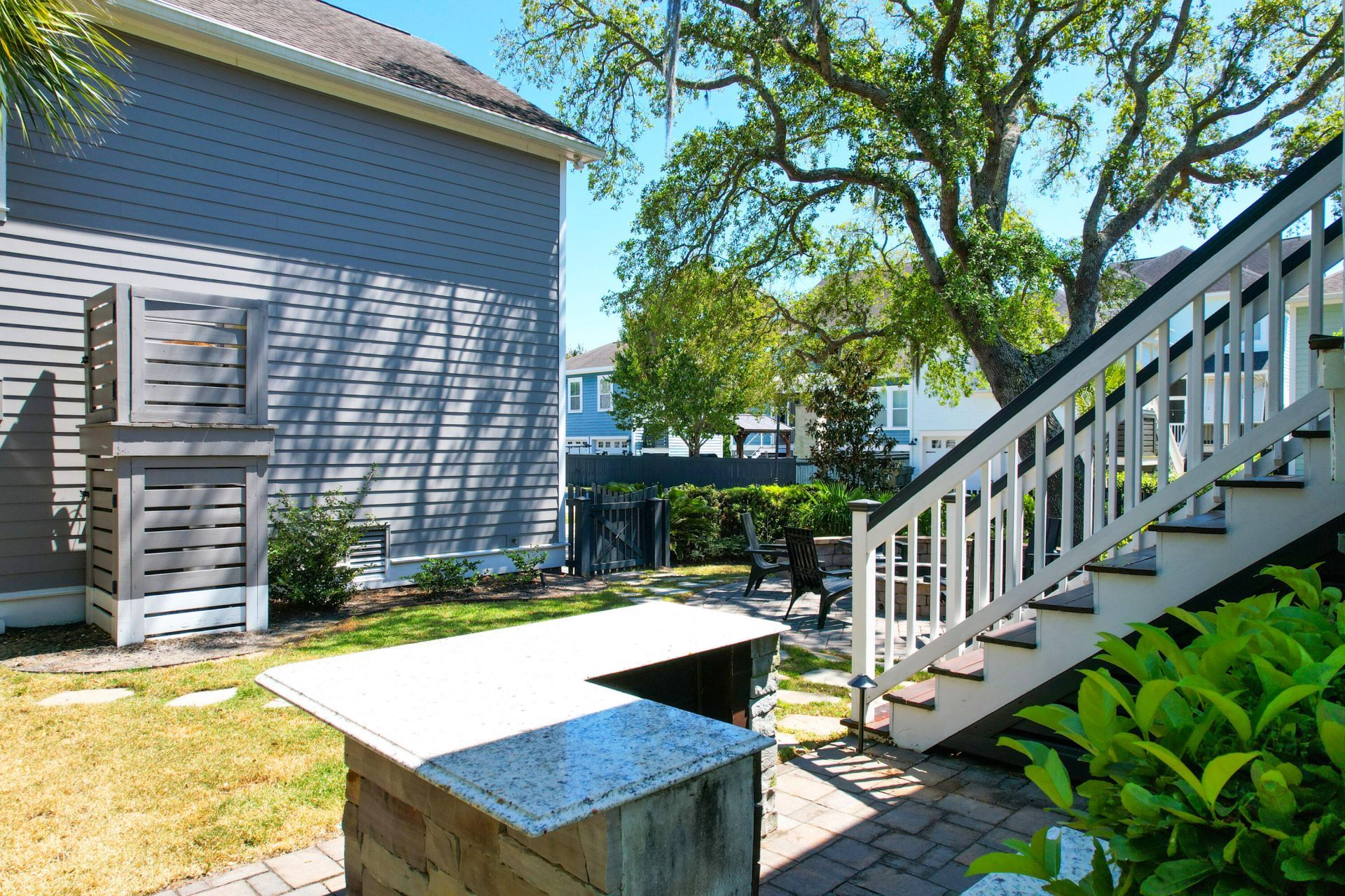 2648 Augustus Street Photo 53