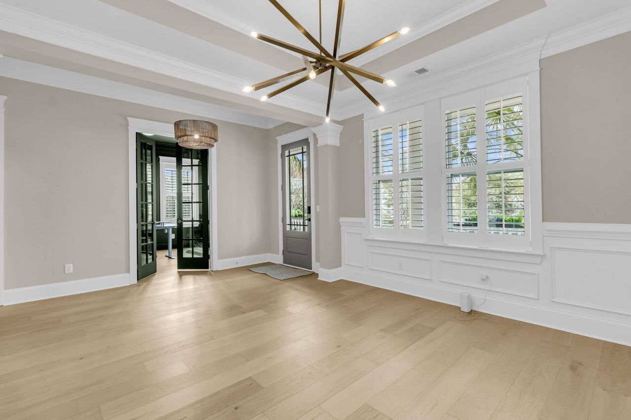 2648 Augustus Street Photo 8