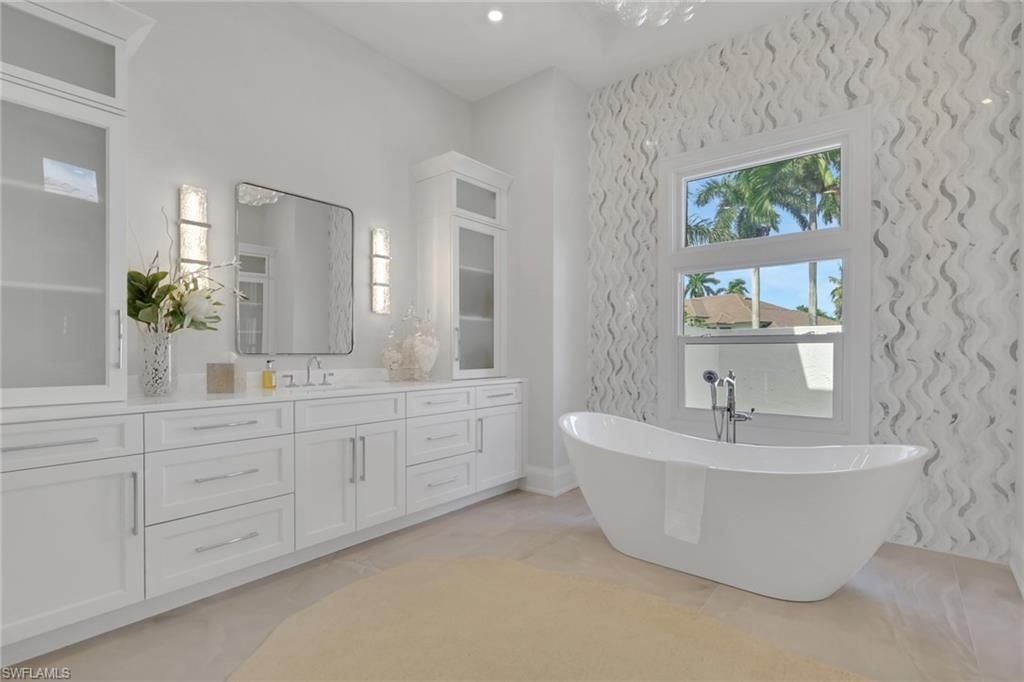 1331 Little Blue Heron Ct, Naples, FL 34108 Photo