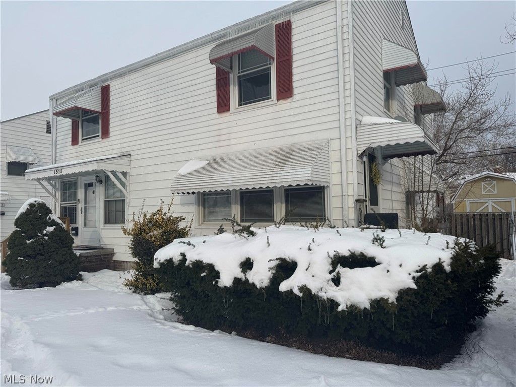 1513 E 256th Street, Euclid, OH 44132 Main Photo