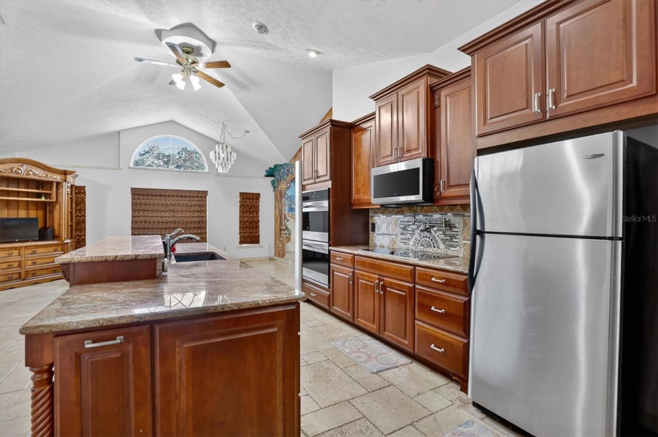 2725 W Charing Road, Avon Park, FL 33825 Photo