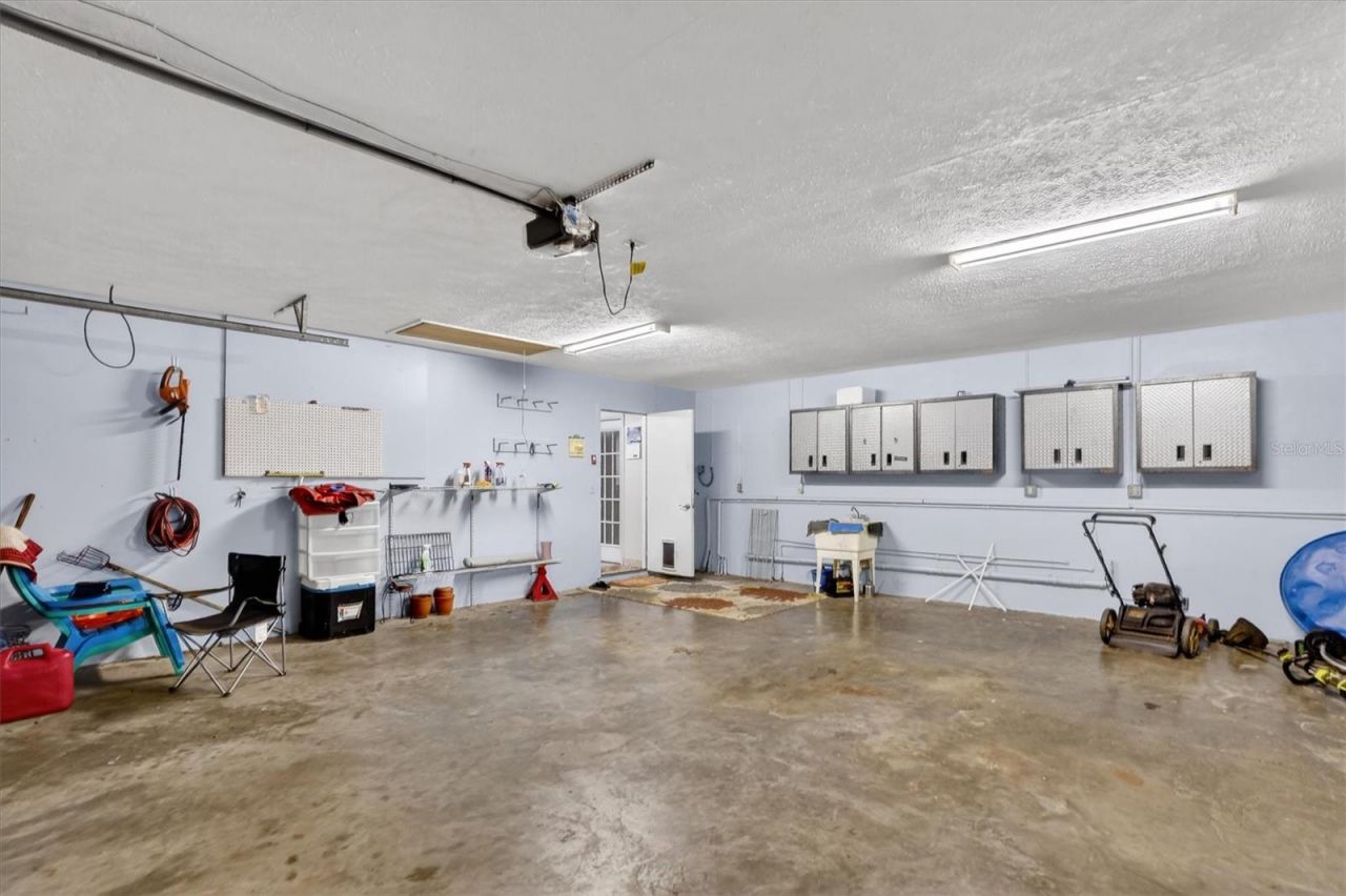 2725 W Charing Road, Avon Park, FL 33825 Photo