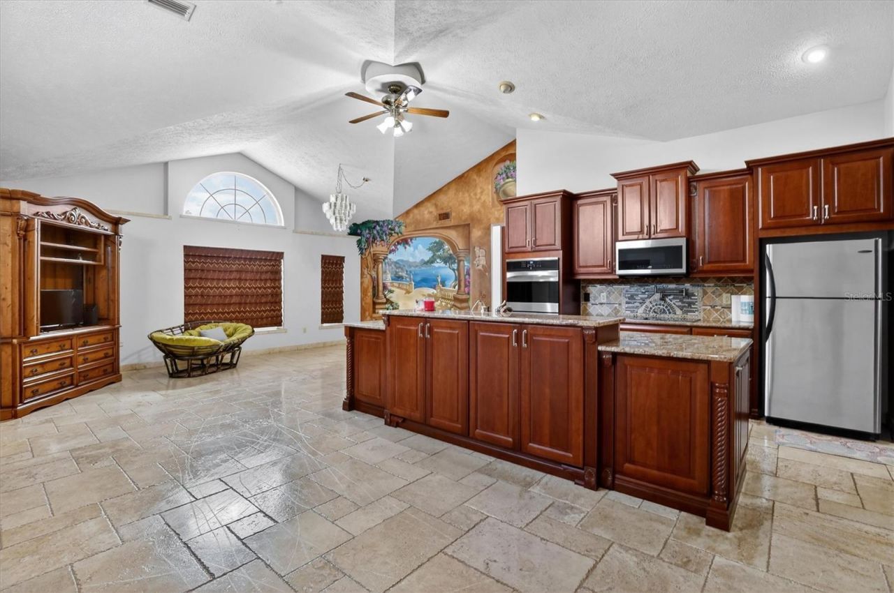 2725 W Charing Road, Avon Park, FL 33825 Photo