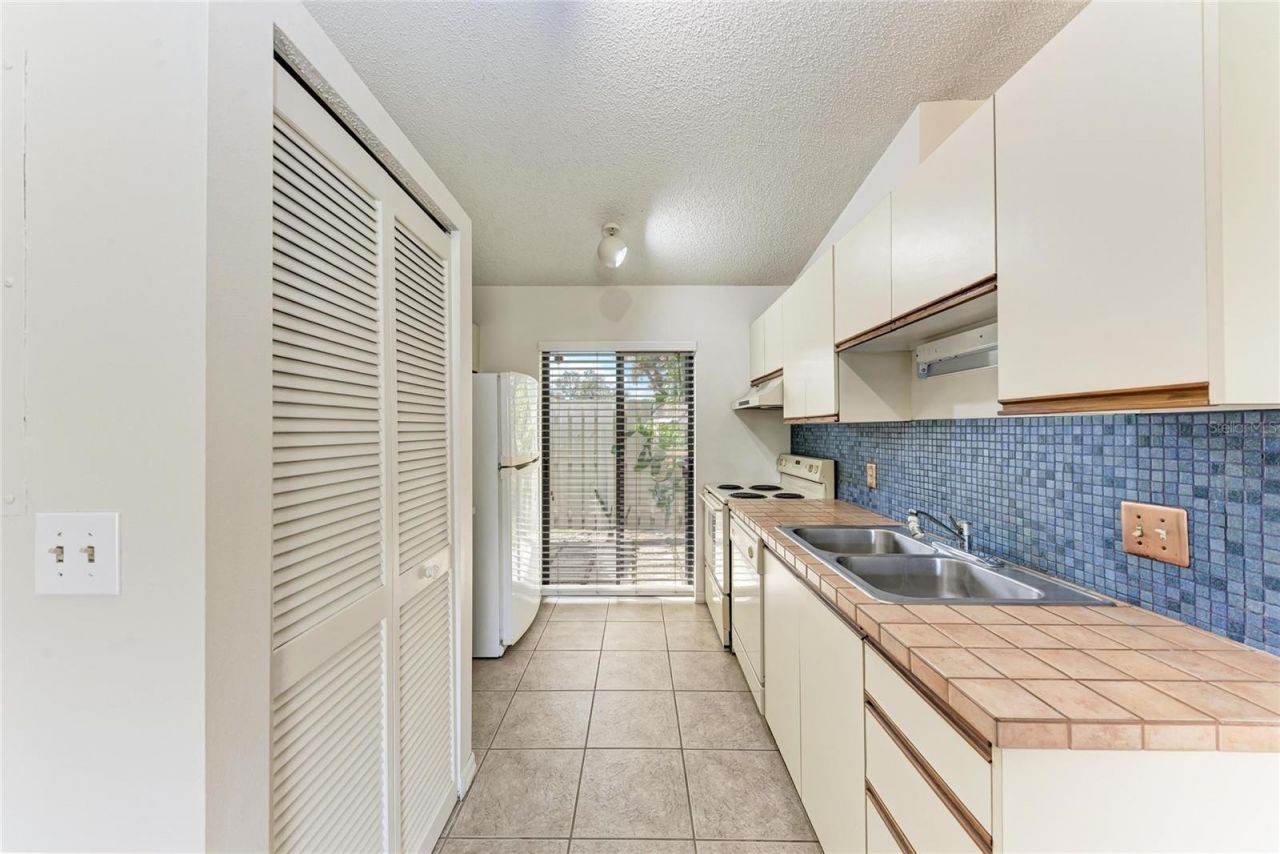 2917 61st Street W, Unit 417, Bradenton, FL 34209 Photo